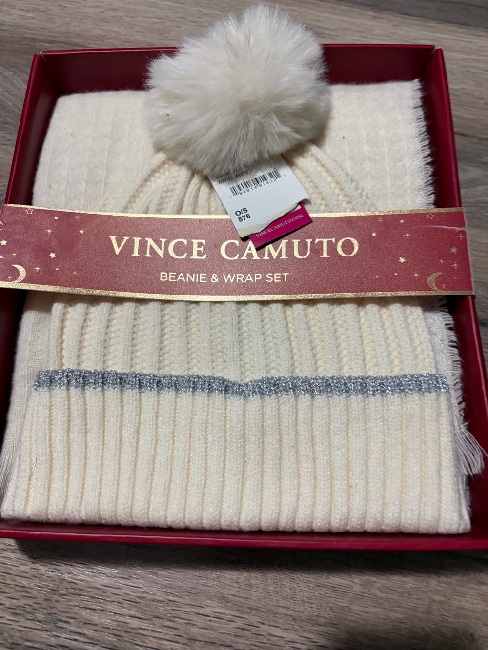 NWT Vince Camuto Cream Beanie & Wrap Set with Pom